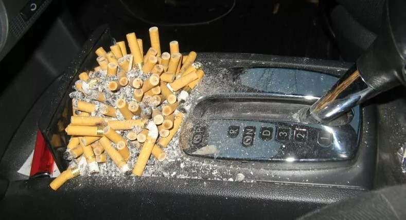 Consejos para mantener el coche limpio y libre de restos de tabaco.